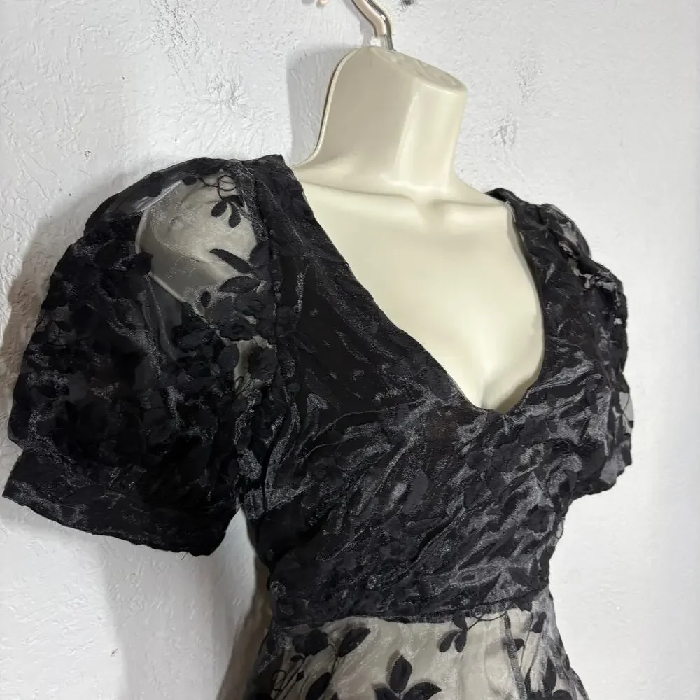 NEW! Lulus Sheer Lace Crop Formal Blouse Top Tie Front Black Formal Floral - S